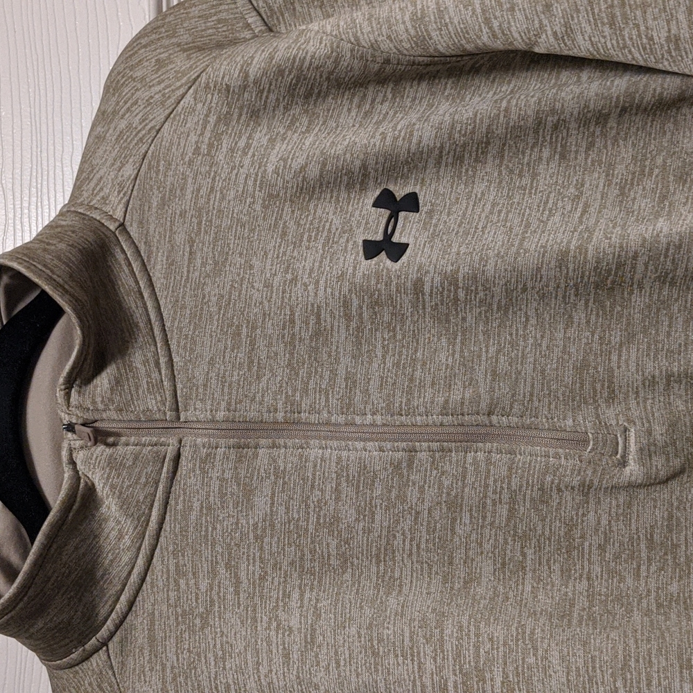Under Armor "Cold Gear" pullover - Picture 2 of 4